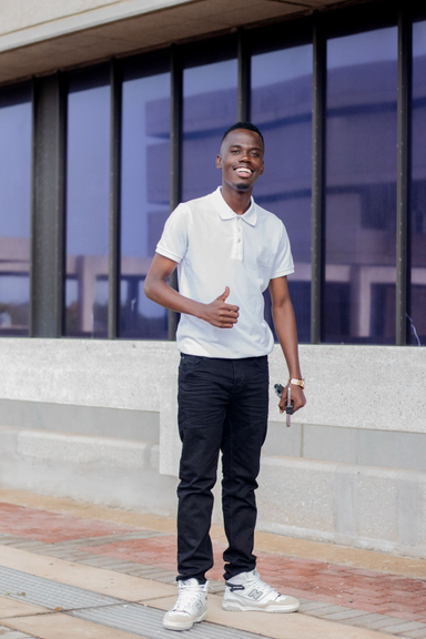 Maanda Netshisumbewa - Founder of FutureLinked ZA